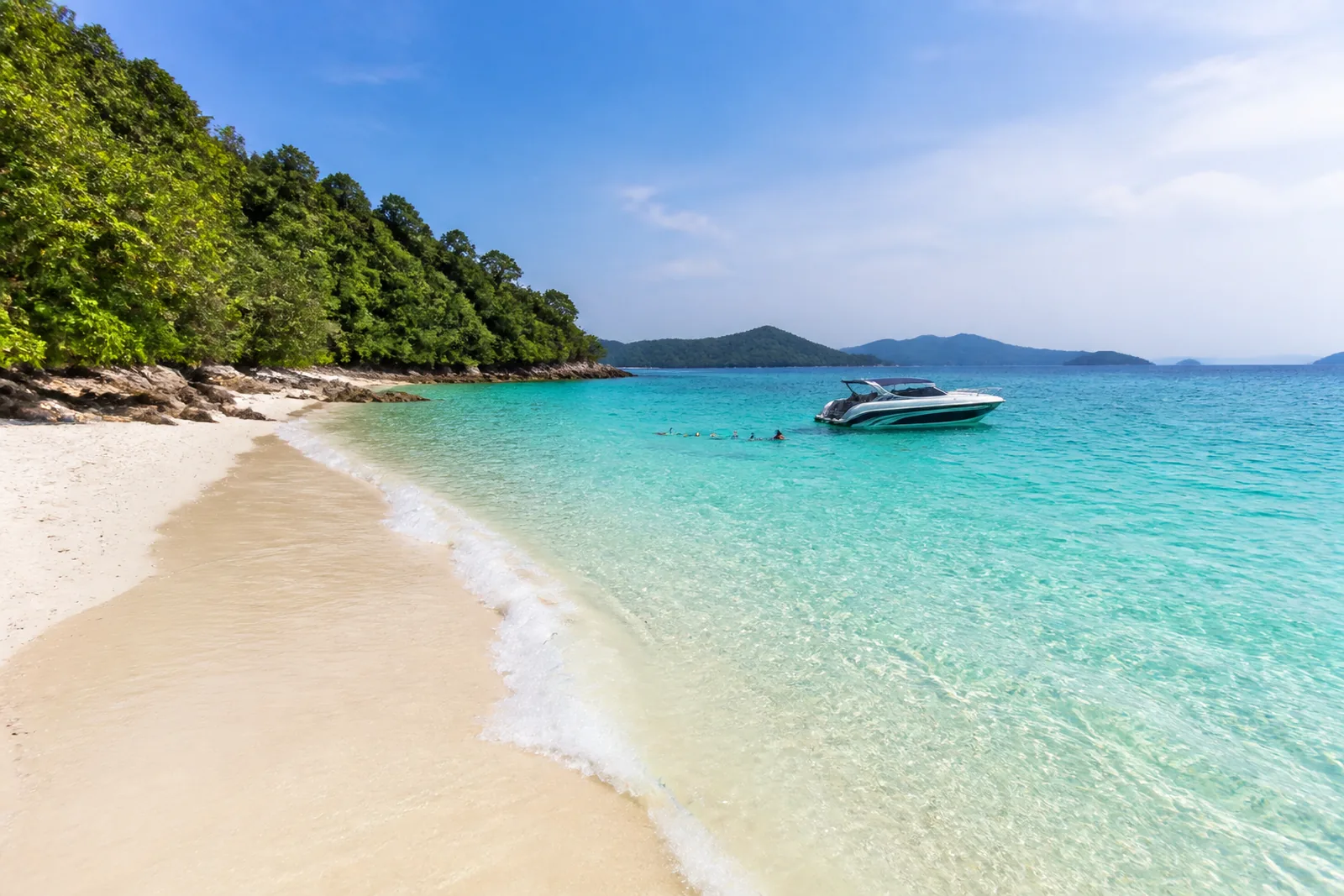 Phuket beaches: which one fits your trip